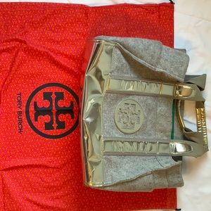 Tory Burch Womans Gray felt tote